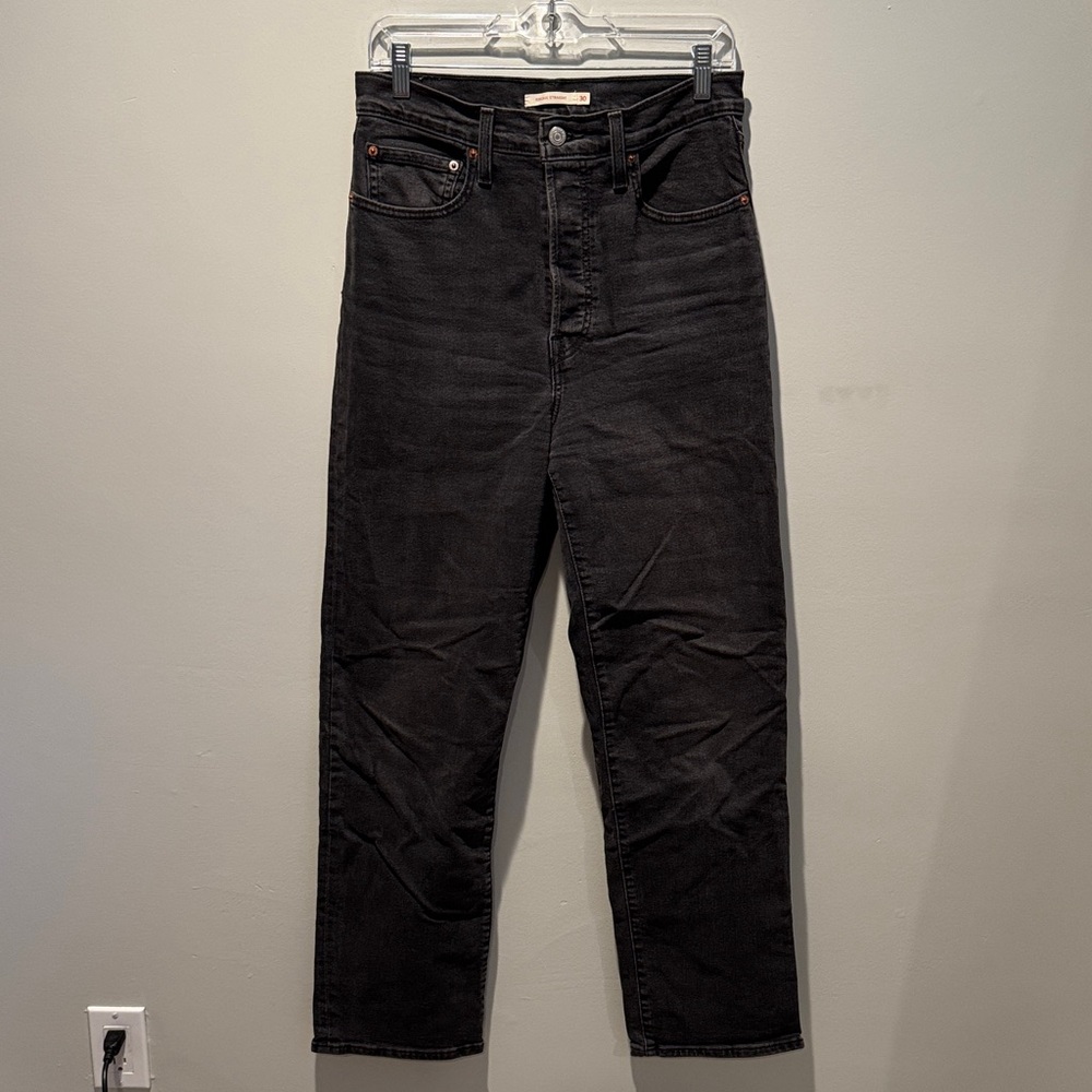 Levi’s Ribcage Straight Black Jeans sz 30